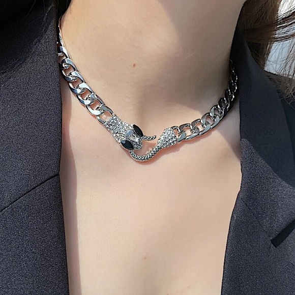 Silver Snake Hook Closure Zircon Choker - Picture 5 of 12